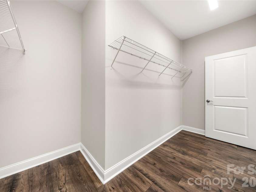 661 Poplar View Drive, Concord, NC 28027.  MLS# CAR4417059, YatesRealty ID 50580. 