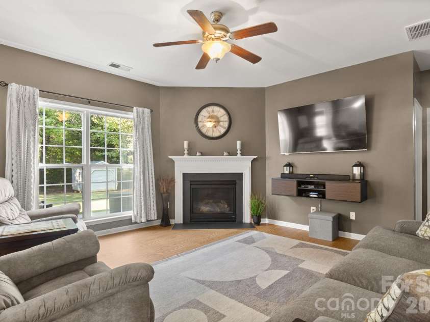 1323 Bethelfields Trce Terrace, York, SC 29745.  MLS# CAR4424117, YatesRealty ID 50582. 
