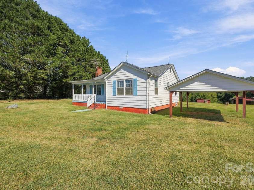 7090 Jake Seagle Road, Vale, NC 28168.  MLS# CAR4423572, YatesRealty ID 50584. 