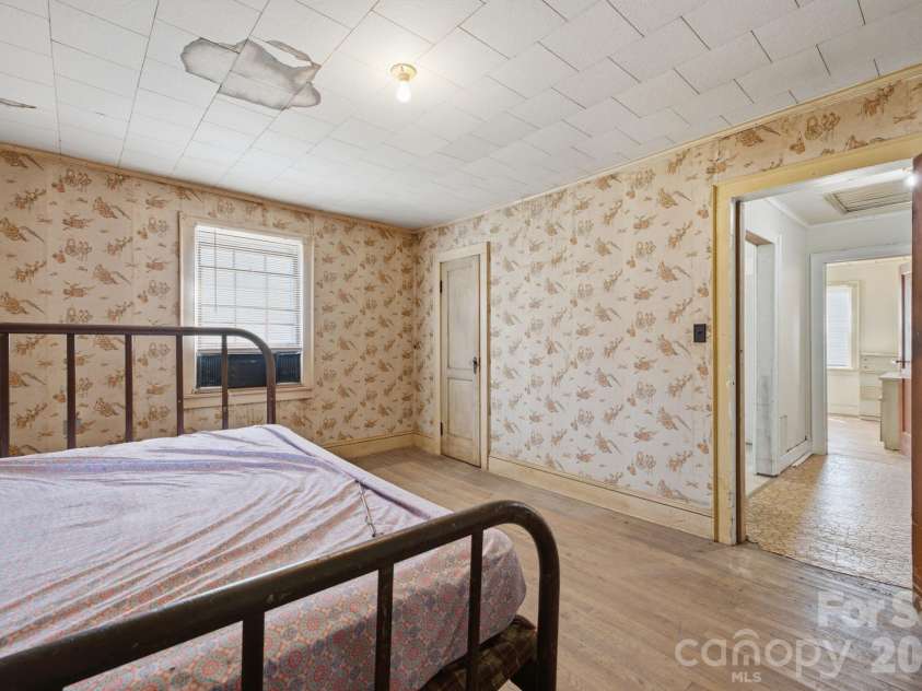 7090 Jake Seagle Road, Vale, NC 28168.  MLS# CAR4423572, YatesRealty ID 50584. 