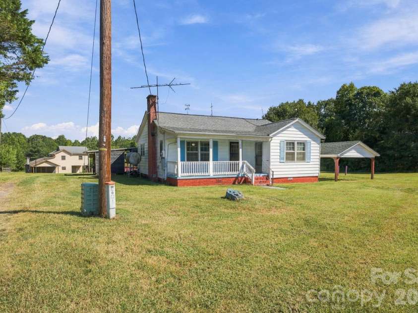 7090 Jake Seagle Road, Vale, NC 28168.  MLS# CAR4423572, YatesRealty ID 50584. 