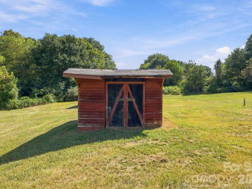 7090 Jake Seagle Road, Vale, NC 28168.  MLS# CAR4423572, YatesRealty ID 50584. 