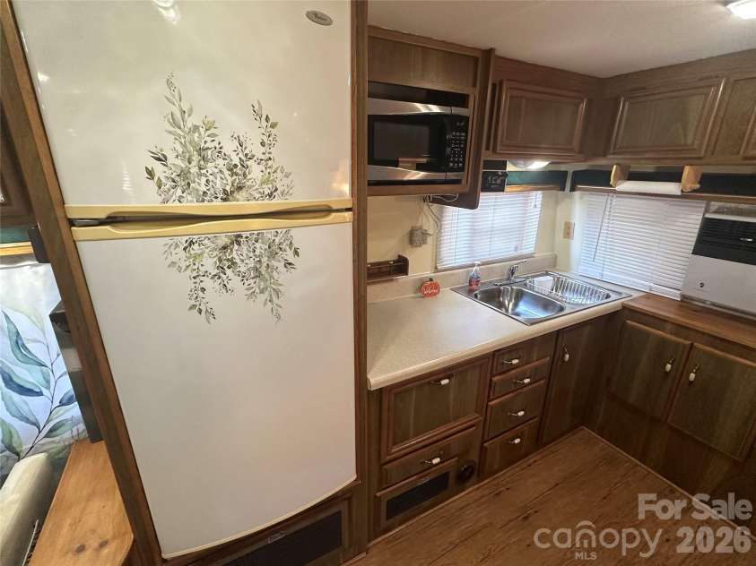 142 Cardinal Avenue, New London, NC 28127.  MLS# CAR4422623, YatesRealty ID 50585. 