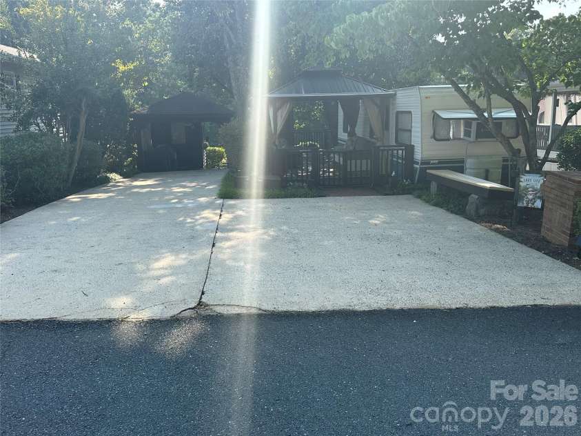 142 Cardinal Avenue, New London, NC 28127.  MLS# CAR4422623, YatesRealty ID 50585. 