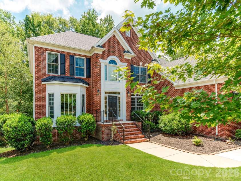 10145 Stewarton Lane, Charlotte, NC 28269.  MLS# CAR4424033, YatesRealty ID 50586. 