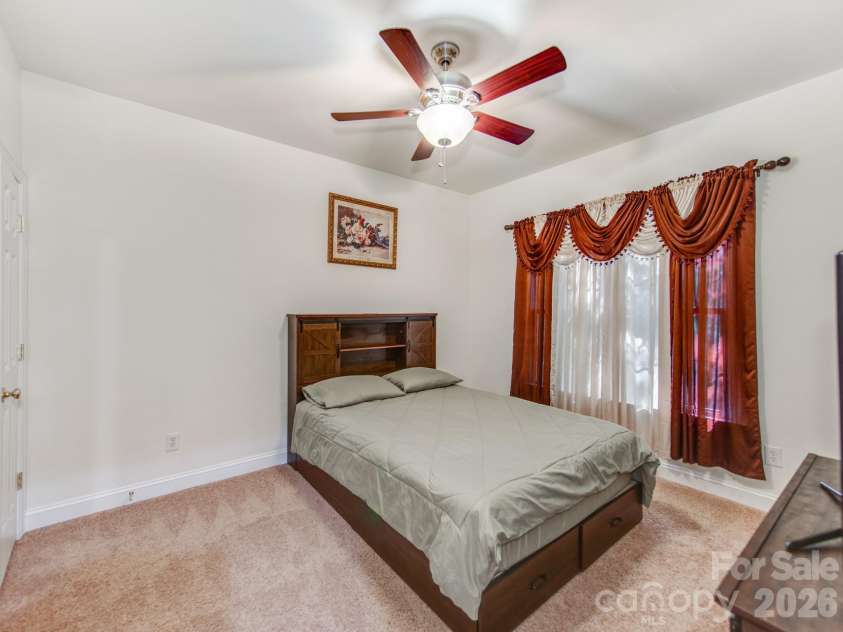 10145 Stewarton Lane, Charlotte, NC 28269.  MLS# CAR4424033, YatesRealty ID 50586. 