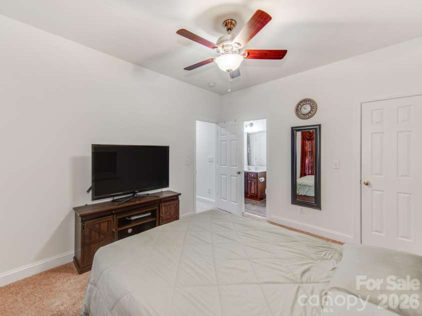 10145 Stewarton Lane, Charlotte, NC 28269.  MLS# CAR4424033, YatesRealty ID 50586. 