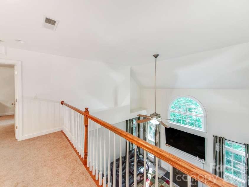 10145 Stewarton Lane, Charlotte, NC 28269.  MLS# CAR4424033, YatesRealty ID 50586. 