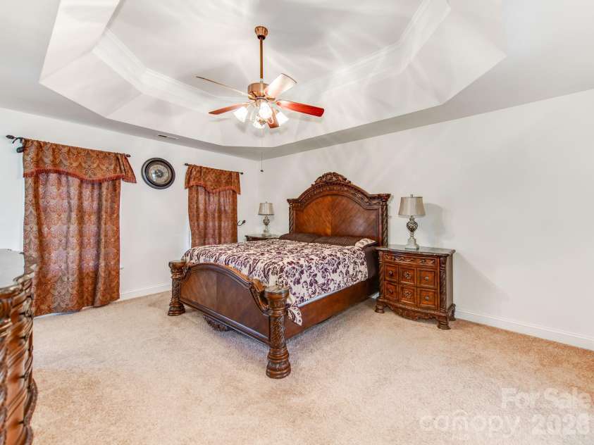 10145 Stewarton Lane, Charlotte, NC 28269.  MLS# CAR4424033, YatesRealty ID 50586. 