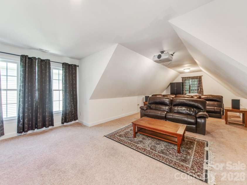 10145 Stewarton Lane, Charlotte, NC 28269.  MLS# CAR4424033, YatesRealty ID 50586. 