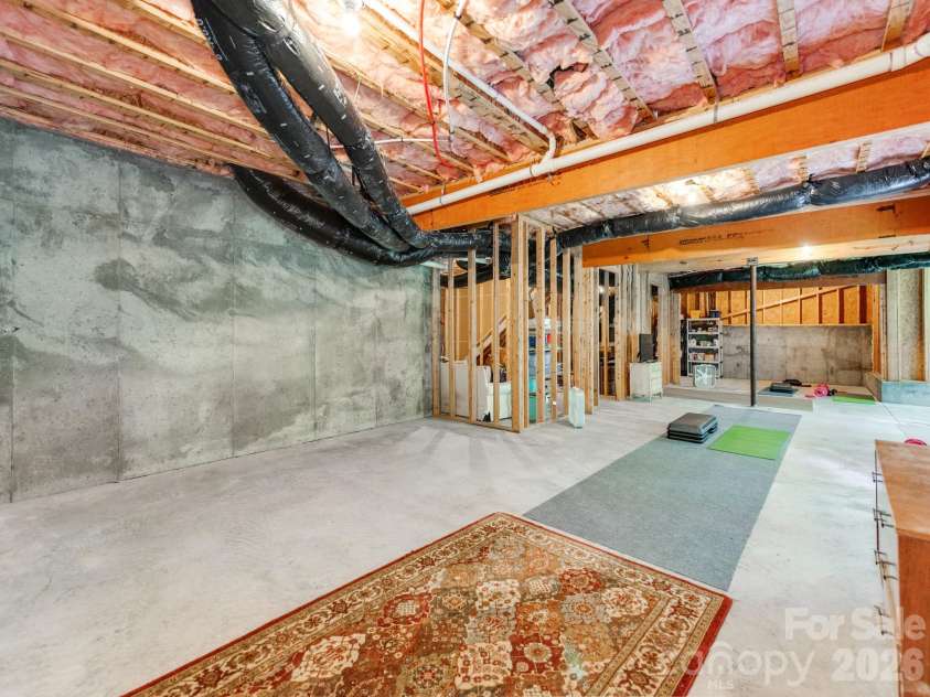10145 Stewarton Lane, Charlotte, NC 28269.  MLS# CAR4424033, YatesRealty ID 50586. 