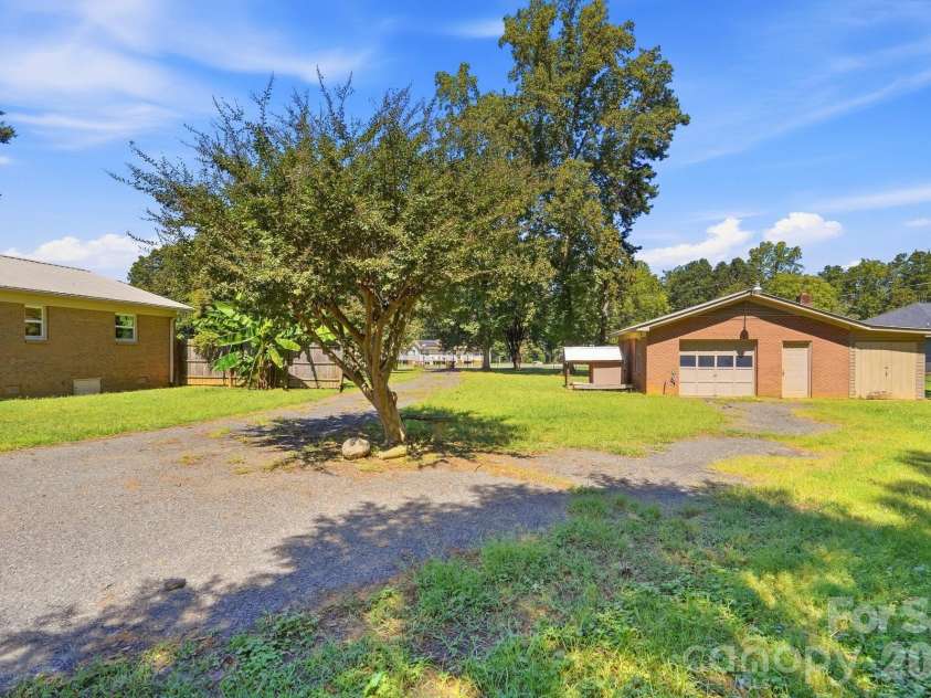 710 Frontier Circle, China Grove, NC 28023.  MLS# CAR4422957, YatesRealty ID 50587. 