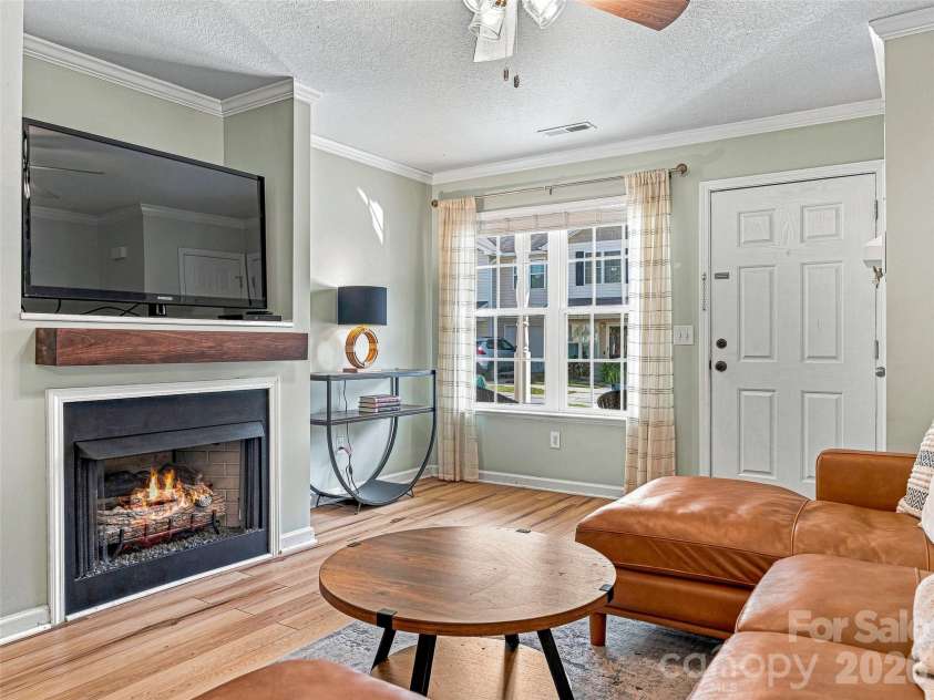 143 Alpine Ridge Drive, Asheville, NC 28803.  MLS# CAR4423768, YatesRealty ID 50588. 