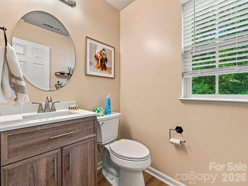 143 Alpine Ridge Drive, Asheville, NC 28803.  MLS# CAR4423768, YatesRealty ID 50588. 