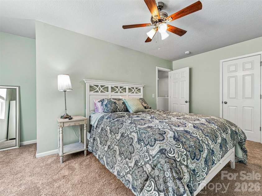 143 Alpine Ridge Drive, Asheville, NC 28803.  MLS# CAR4423768, YatesRealty ID 50588. 