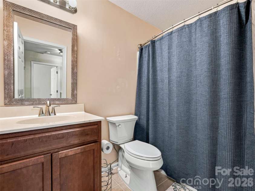 143 Alpine Ridge Drive, Asheville, NC 28803.  MLS# CAR4423768, YatesRealty ID 50588. 