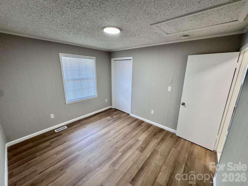 99 Mcginnis Place, Mount Holly, NC 28120.  MLS# CAR4424141, YatesRealty ID 50589. 
