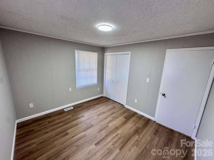 99 Mcginnis Place, Mount Holly, NC 28120.  MLS# CAR4424141, YatesRealty ID 50589. 