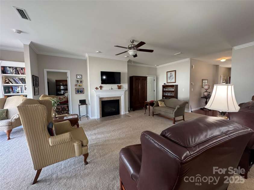 905 Roxburgh Avenue, Rock Hill, SC 29732.  MLS# CAR4237450, YatesRealty ID 5059. 