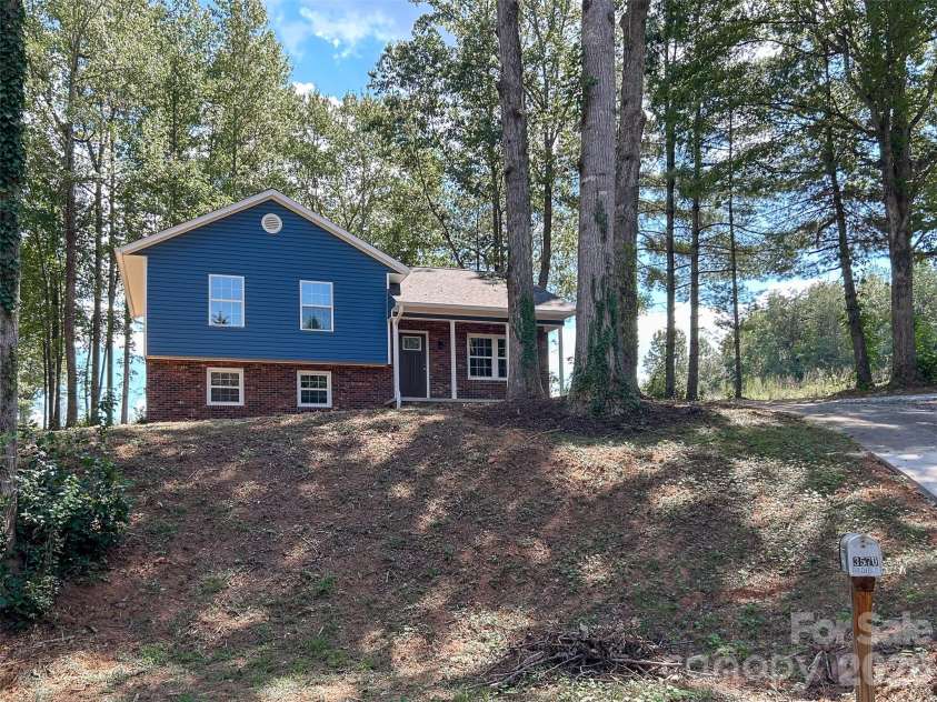 3570 Brook Street, Lenoir, NC 28645.  MLS# CAR4422962, YatesRealty ID 50593. 