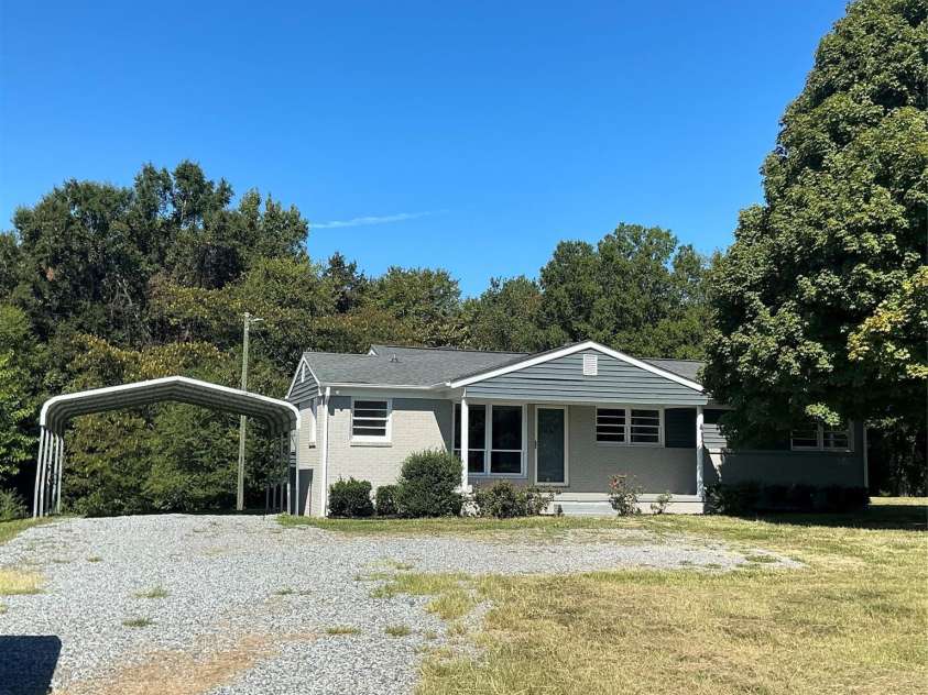 3039 Hands Mill Highway, York, SC 29745.  MLS# CAR4423217, YatesRealty ID 50594. 