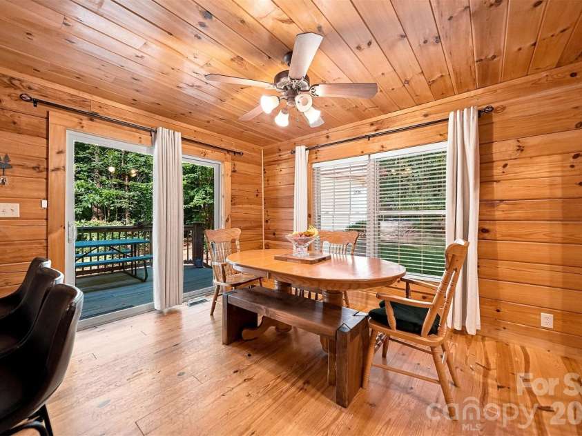 963 Double Eagle Drive, Nebo, NC 28761.  MLS# CAR4424157, YatesRealty ID 50596. 