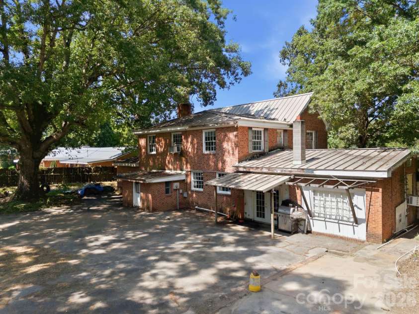 4225 Sherrills Ford Road, Salisbury, NC 28147.  MLS# CAR4420596, YatesRealty ID 50599. 
