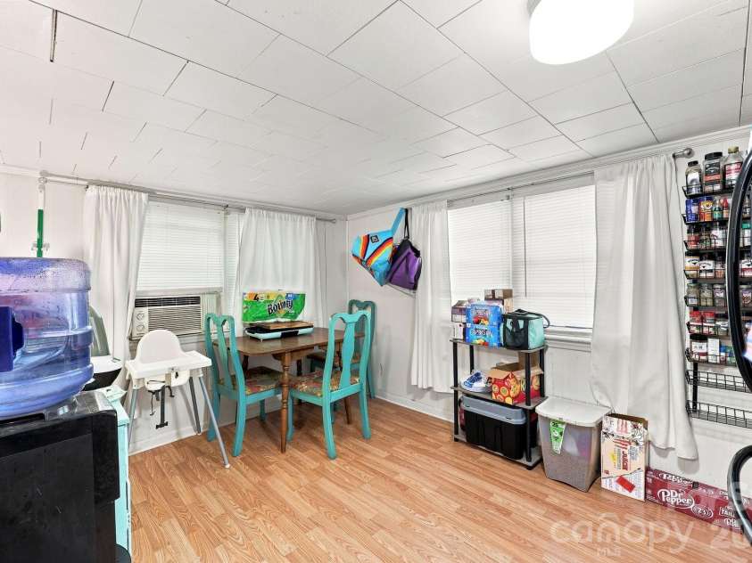 4225 Sherrills Ford Road, Salisbury, NC 28147.  MLS# CAR4420596, YatesRealty ID 50599. GH Breakfast Area