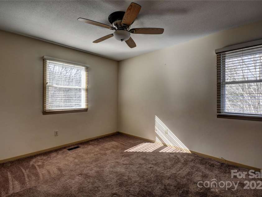 119 Pleasant Hill Circle, Waynesville, NC 28786.  MLS# CAR4325217, YatesRealty ID 506. Bedroom 2 upper level