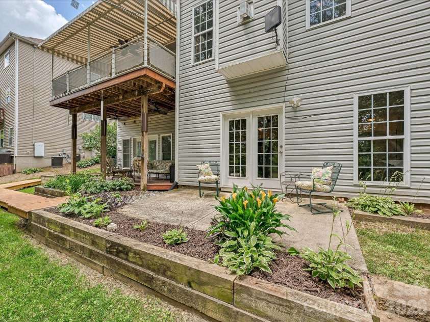 152 Lighthouse Road, Mount Holly, NC 28120.  MLS# CAR4389508, YatesRealty ID 5060. Downstairs patio area