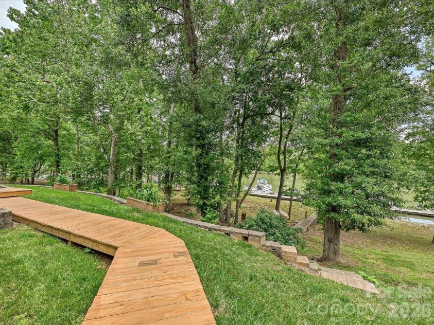152 Lighthouse Road, Mount Holly, NC 28120.  MLS# CAR4389508, YatesRealty ID 5060. Walkway