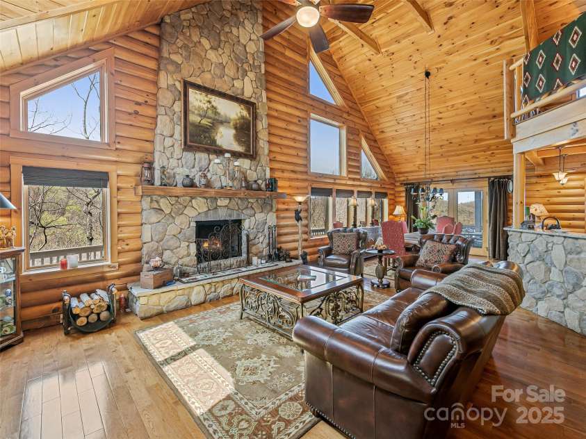 640 Blue Mist Way, Arden, NC 28704.  MLS# CAR4224572, YatesRealty ID 5060. 