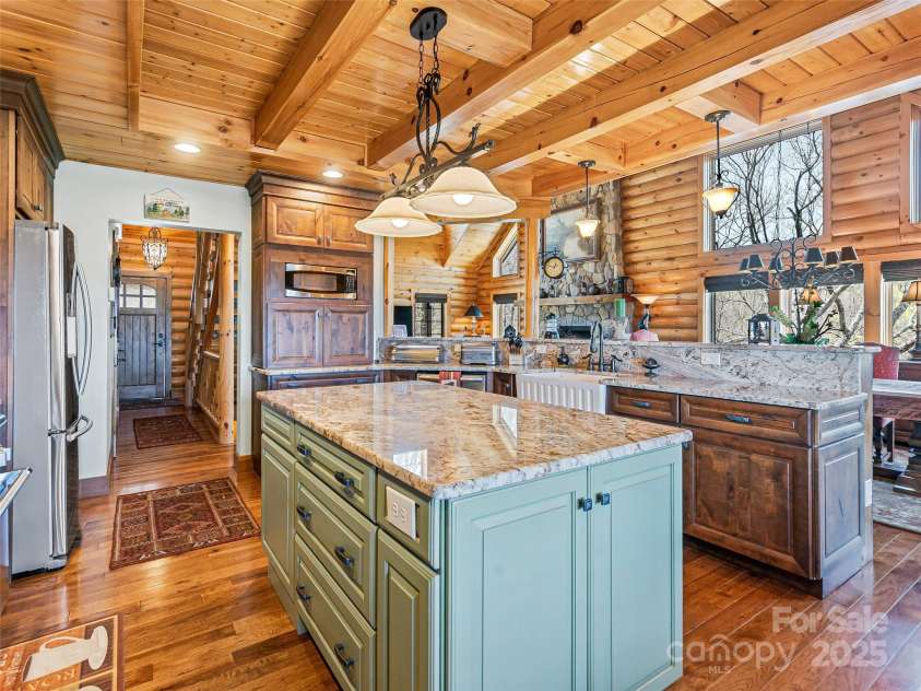 640 Blue Mist Way, Arden, NC 28704.  MLS# CAR4224572, YatesRealty ID 5060. 