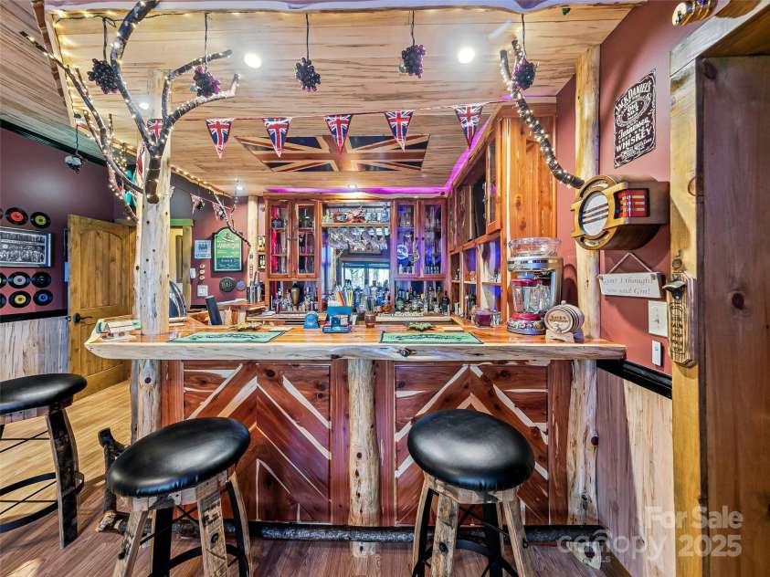 640 Blue Mist Way, Arden, NC 28704.  MLS# CAR4224572, YatesRealty ID 5060. 