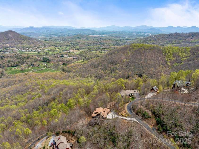 640 Blue Mist Way, Arden, NC 28704.  MLS# CAR4224572, YatesRealty ID 5060. 