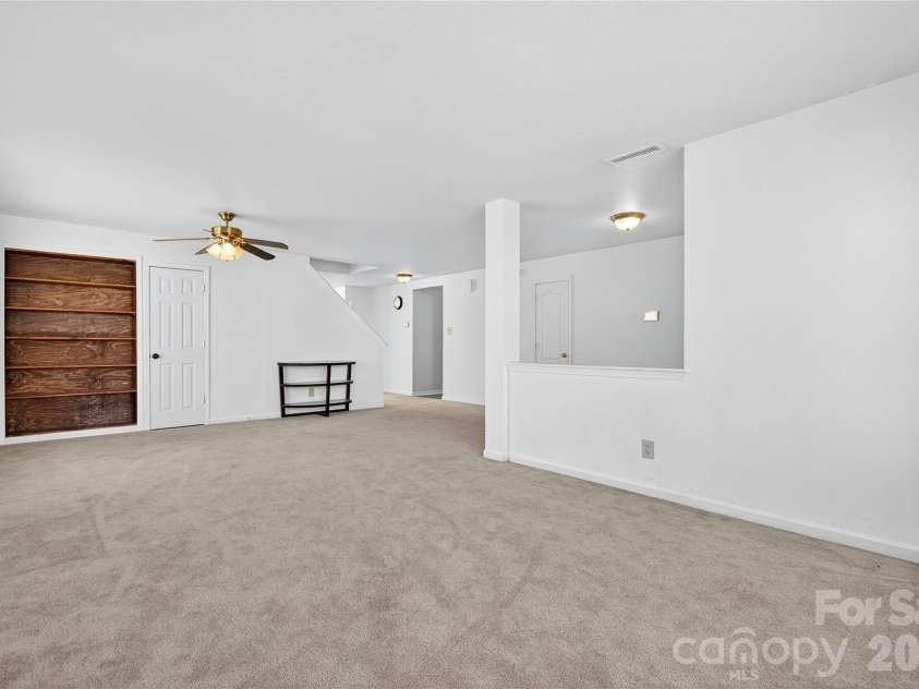 109 Bennett Trail Drive, Mount Holly, NC 28120.  MLS# CAR4424162, YatesRealty ID 50600. Living Room on Main