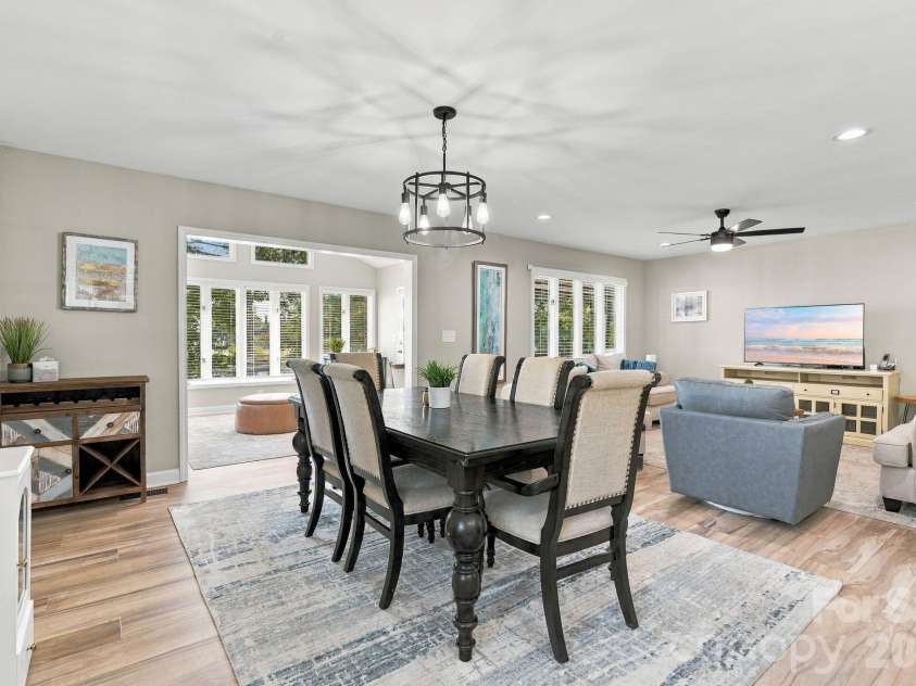 4954 Moonlite Bay Drive, Sherrills Ford, NC 28673.  MLS# CAR4424016, YatesRealty ID 50601. 