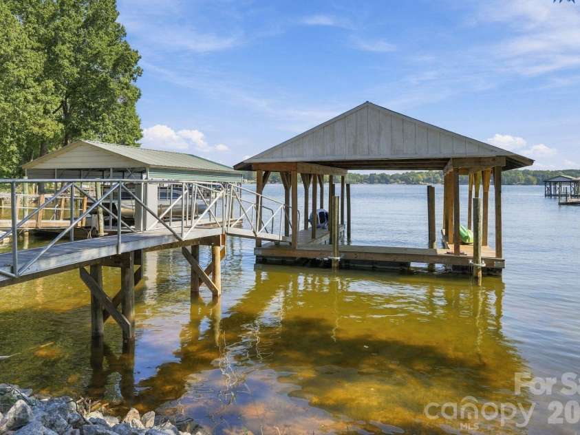 4954 Moonlite Bay Drive, Sherrills Ford, NC 28673.  MLS# CAR4424016, YatesRealty ID 50601. 