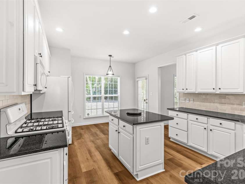 15046 Annan Court, Charlotte, NC 28277.  MLS# CAR4424161, YatesRealty ID 50602. 