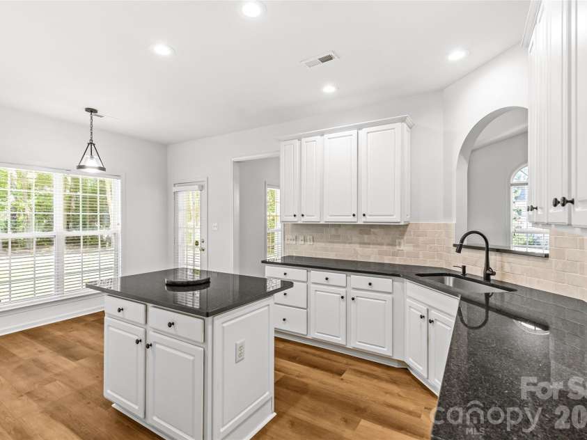 15046 Annan Court, Charlotte, NC 28277.  MLS# CAR4424161, YatesRealty ID 50602. 