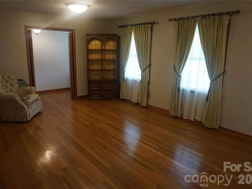 11141 NC Highway 226 Highway, Bakersville, NC 28705.  MLS# CAR4424083, YatesRealty ID 50606. 