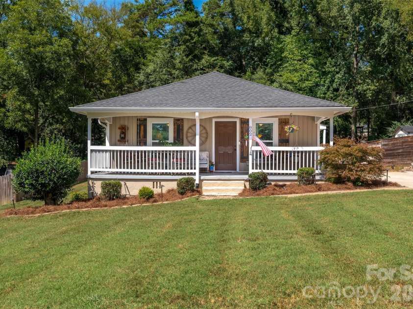 802 Fargo Drive, Concord, NC 28027.  MLS# CAR4422256, YatesRealty ID 50608. 