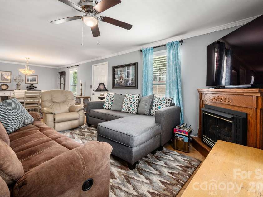 802 Fargo Drive, Concord, NC 28027.  MLS# CAR4422256, YatesRealty ID 50608. 