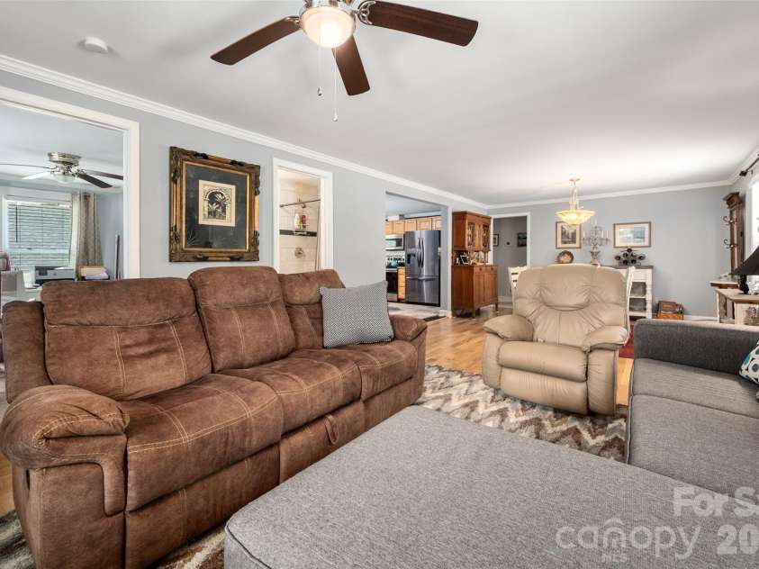 802 Fargo Drive, Concord, NC 28027.  MLS# CAR4422256, YatesRealty ID 50608. 