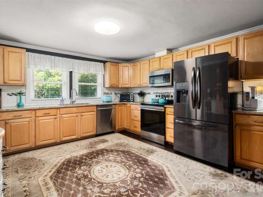 802 Fargo Drive, Concord, NC 28027.  MLS# CAR4422256, YatesRealty ID 50608. 