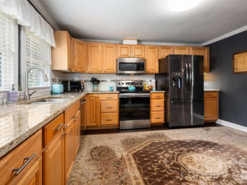 802 Fargo Drive, Concord, NC 28027.  MLS# CAR4422256, YatesRealty ID 50608. 