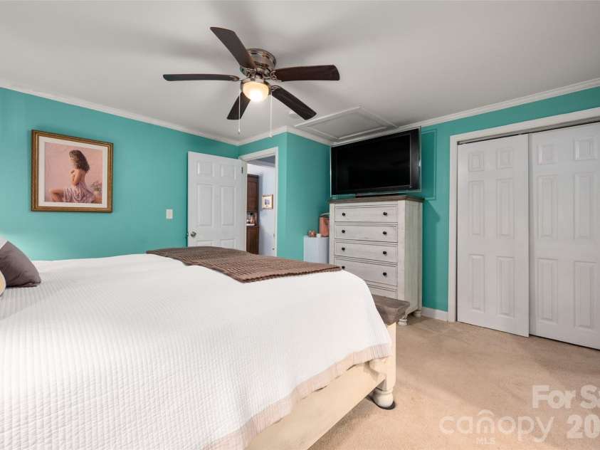 802 Fargo Drive, Concord, NC 28027.  MLS# CAR4422256, YatesRealty ID 50608. 