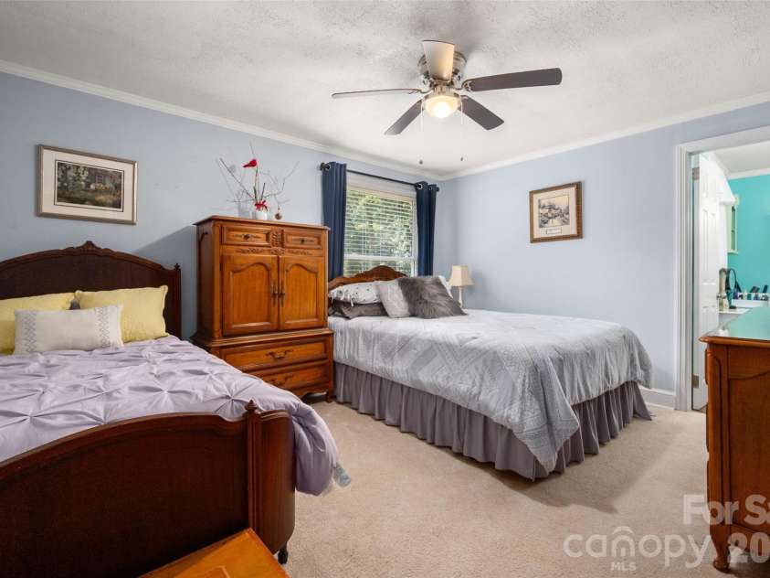 802 Fargo Drive, Concord, NC 28027.  MLS# CAR4422256, YatesRealty ID 50608. 