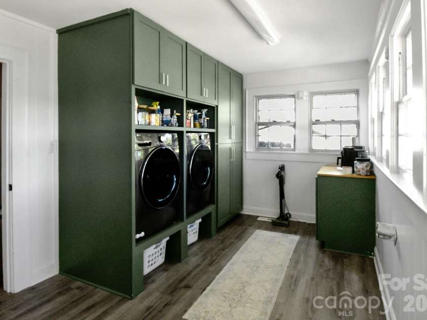 541 Perry Road, Troutman, NC 28166.  MLS# CAR4422089, YatesRealty ID 50609. Laundry room