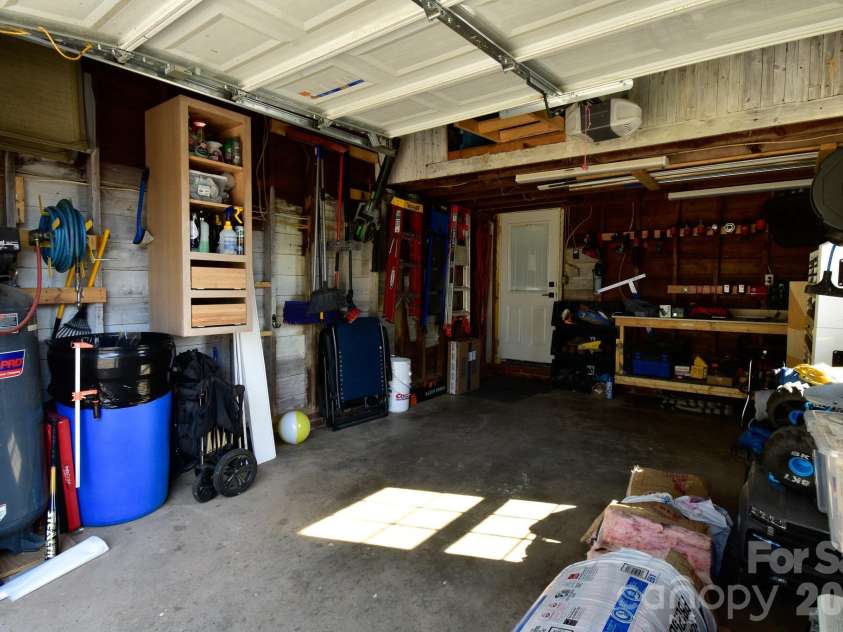 541 Perry Road, Troutman, NC 28166.  MLS# CAR4422089, YatesRealty ID 50609. One car attached garage